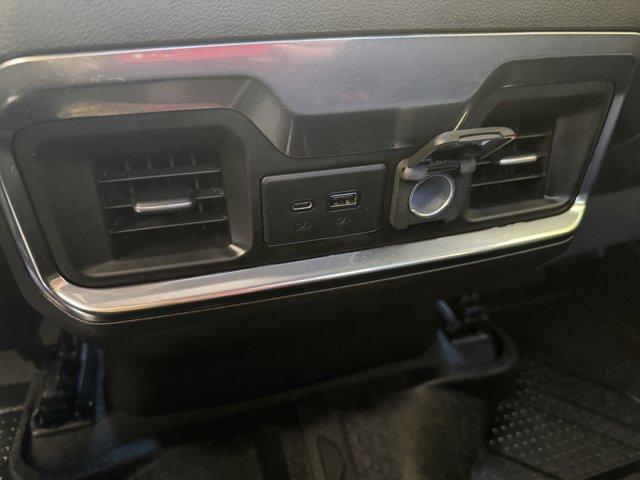 2020 Chevrolet Silverado 1500 Vehicle Photo in LEOMINSTER, MA 01453-2952