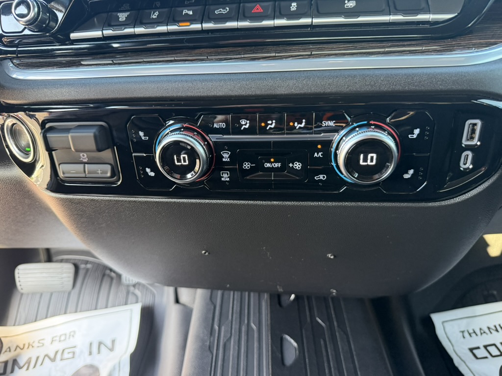 2025 GMC Sierra 2500 HD photo 24 of 34