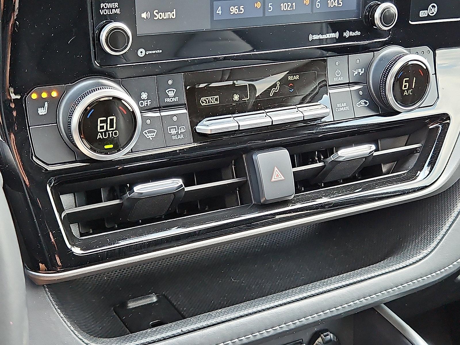 2021 Toyota Highlander Vehicle Photo in Trevose, PA 19053