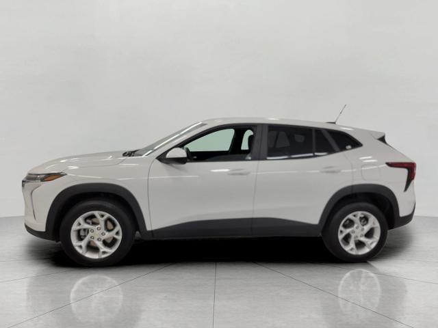 2024 Chevrolet Trax Vehicle Photo in NEENAH, WI 54956-2243