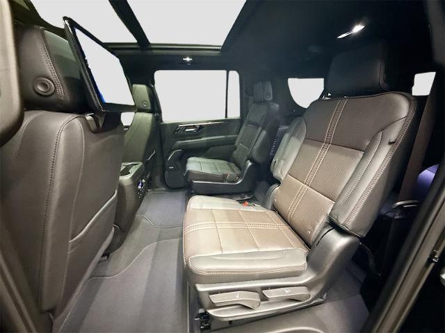 2026 Chevrolet Suburban Vehicle Photo in EVERETT, WA 98203-5662