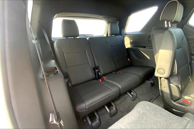 2023 Chevrolet Traverse Vehicle Photo in TOPEKA, KS 66609-0000
