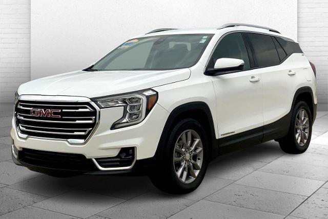 2023 GMC Terrain Vehicle Photo in TOPEKA, KS 66609-0000
