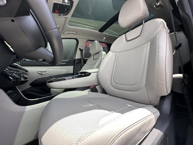 2025 Hyundai TUCSON Hybrid Vehicle Photo in Tucson, AZ 85712
