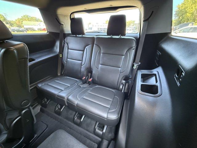 2023 GMC Acadia Vehicle Photo in LEOMINSTER, MA 01453-2952