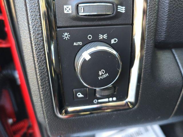 2017 Ram 1500 Vehicle Photo in Pleasant Hills, PA 15236