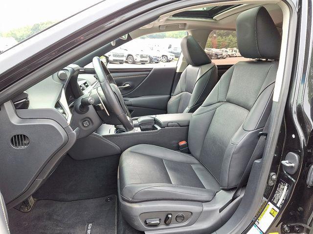 2021 Lexus ES Vehicle Photo in DANBURY, CT 06810-5034