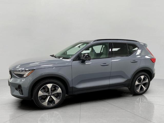 2023 Volvo XC40 Vehicle Photo in Appleton, WI 54913