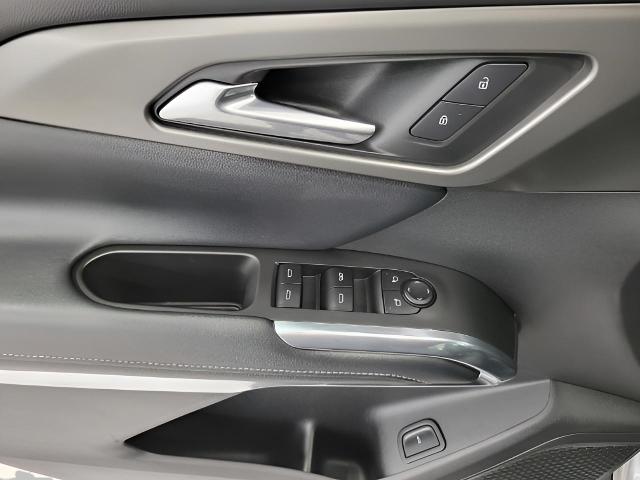 2025 Chevrolet Traverse Vehicle Photo in MANITOWOC, WI 54220-5838