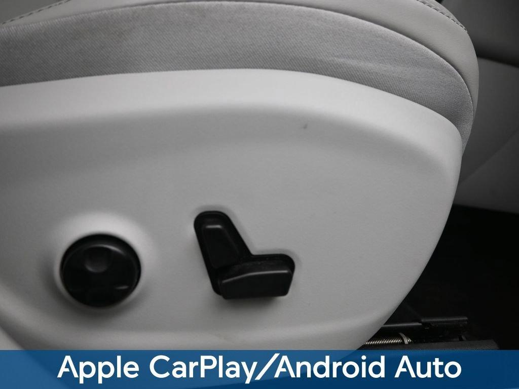 2021 Jeep Cherokee Vehicle Photo in Cedar Rapids, IA 52402