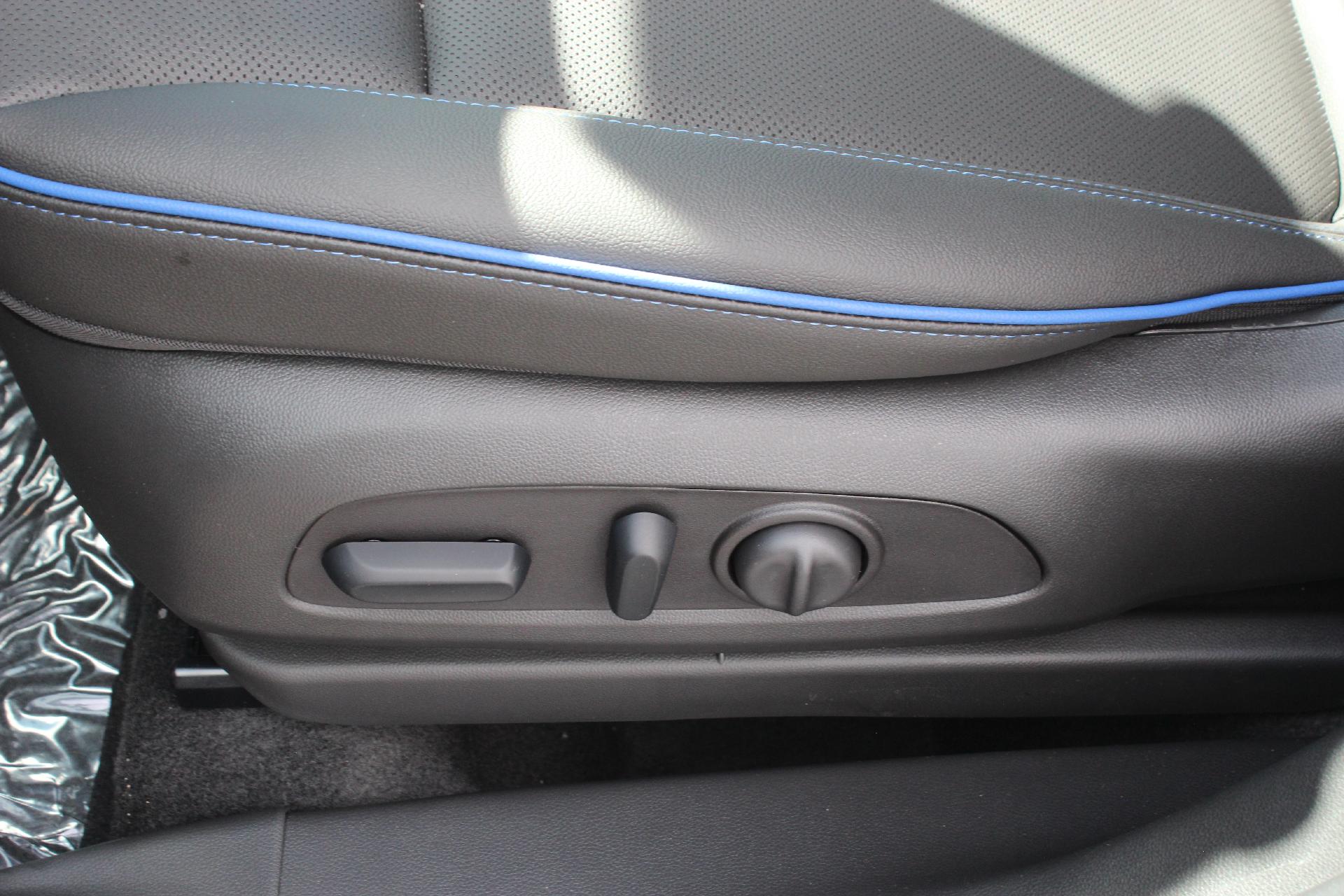 2026 Buick Encore GX Vehicle Photo in AURORA, CO 80012-4011