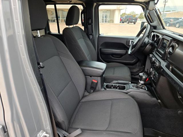 2023 Jeep Wrangler Vehicle Photo in Weatherford, TX 76087