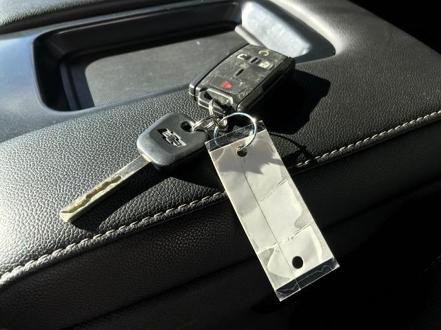 2017 Chevrolet Silverado 1500 Vehicle Photo in GREEN BAY, WI 54303-3330