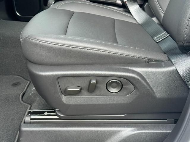 2025 GMC Sierra 2500 HD Vehicle Photo in COLUMBIA, MO 65203-3903