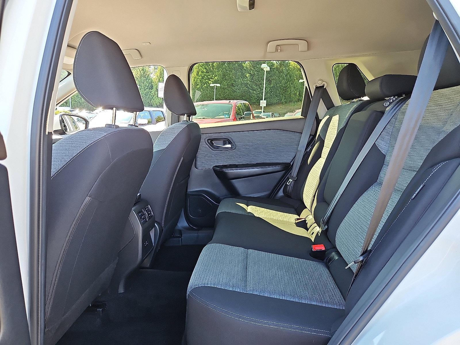 2023 Nissan Rogue Vehicle Photo in Jenkintown, PA 19046
