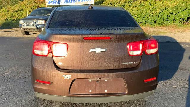 2015 Chevrolet Malibu Vehicle Photo in MOON TOWNSHIP, PA 15108-2571