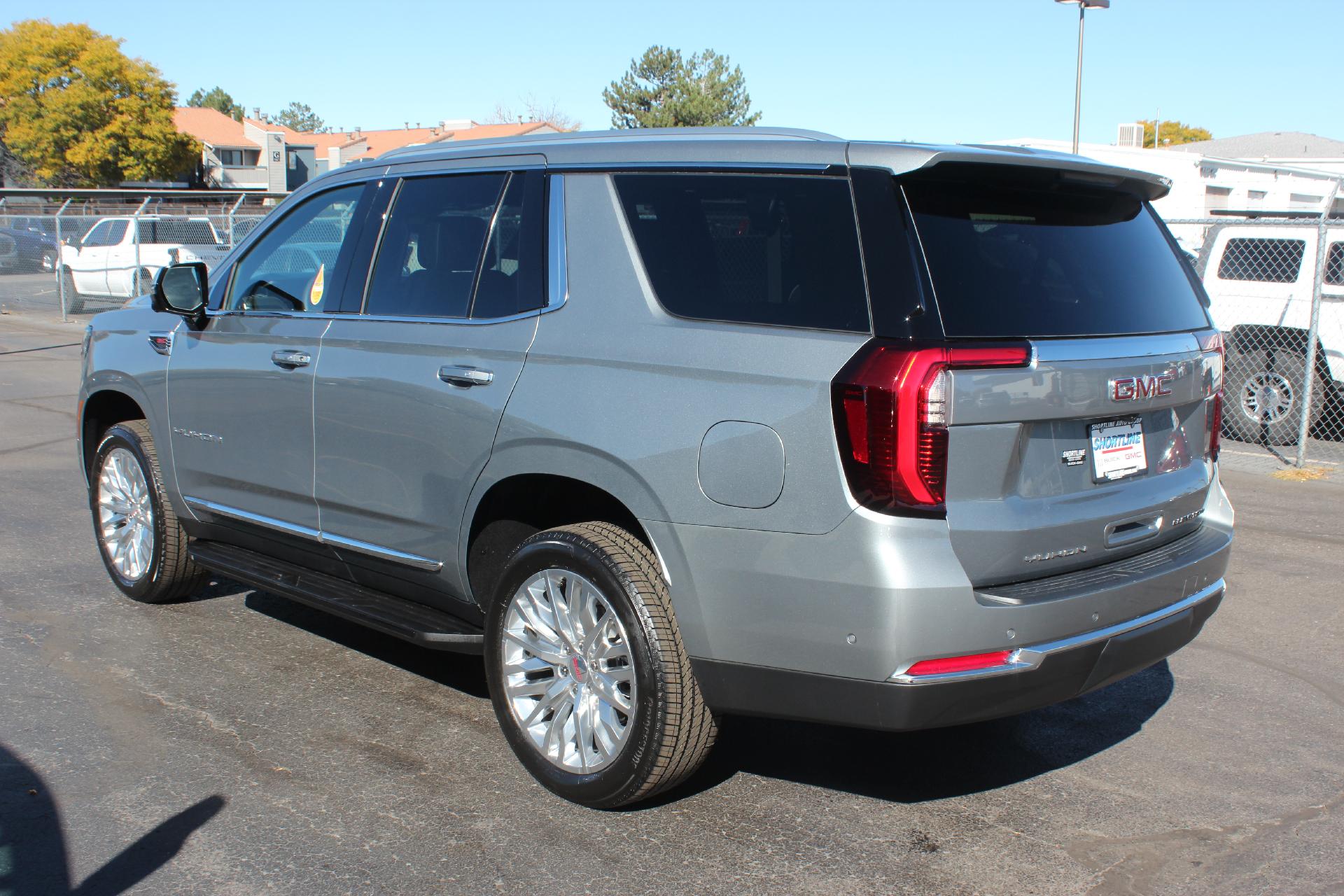 2026 GMC Yukon Vehicle Photo in AURORA, CO 80012-4011