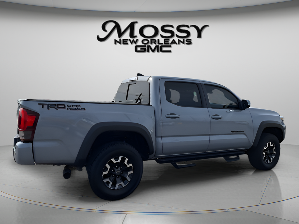 2018 Toyota Tacoma SR5 - 4