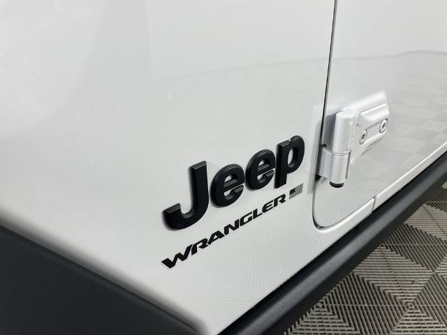 2023 Jeep Wrangler Vehicle Photo in GILBERT, AZ 85297-0402