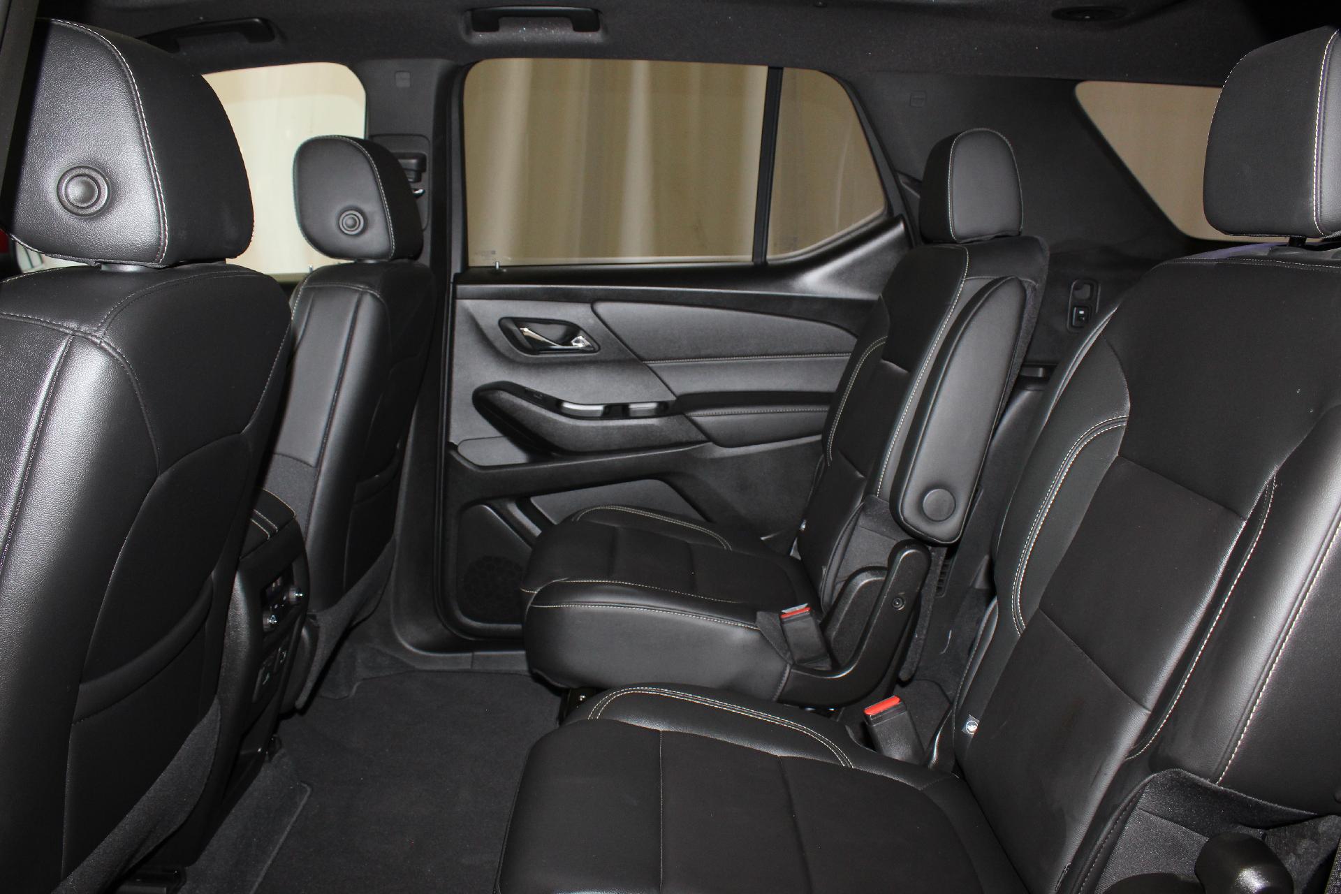 2023 Chevrolet Traverse Vehicle Photo in NORTHAMPTON, MA 01060-1120