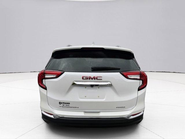 2022 GMC Terrain Vehicle Photo in LEOMINSTER, MA 01453-2952