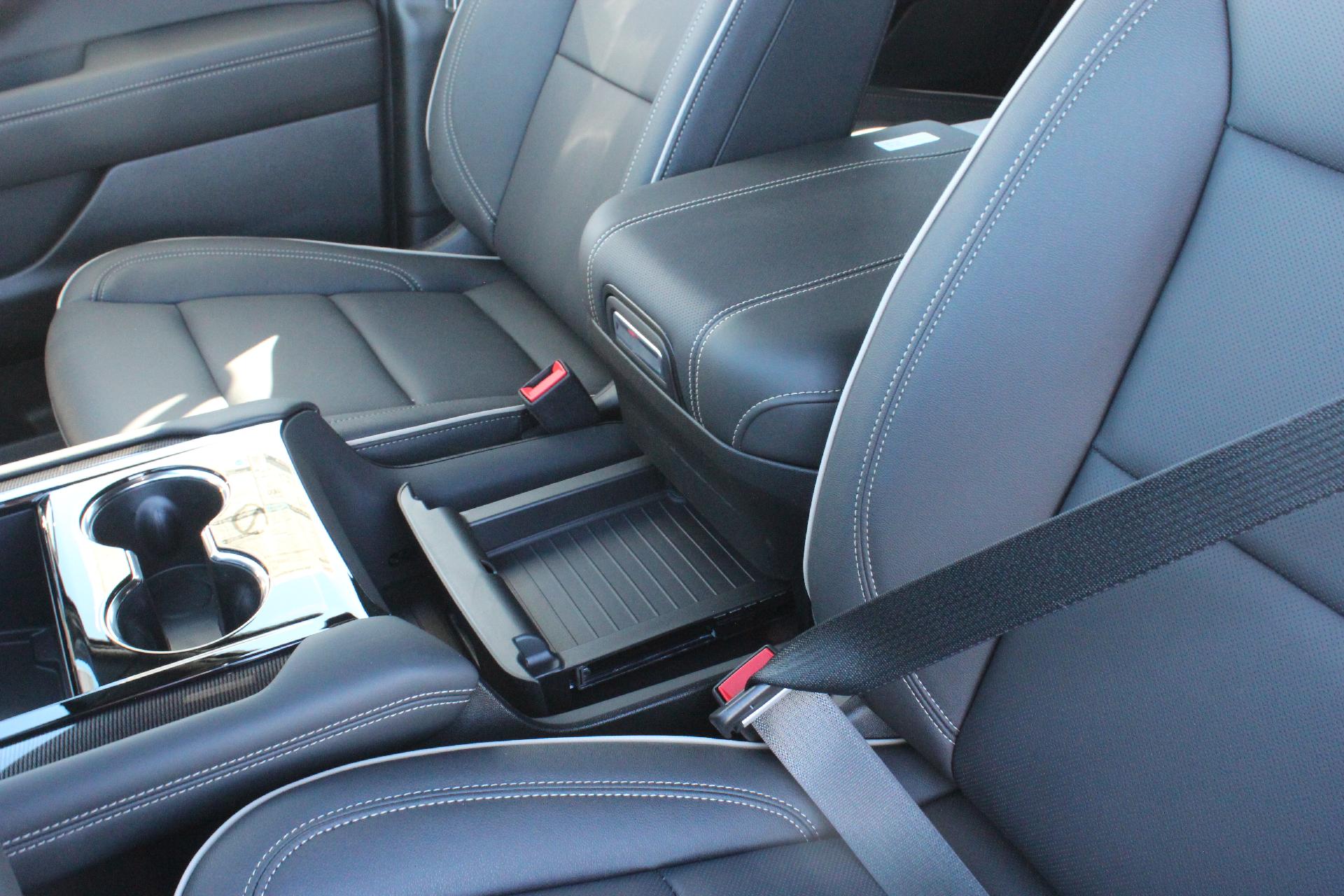 2026 GMC Yukon Vehicle Photo in AURORA, CO 80012-4011