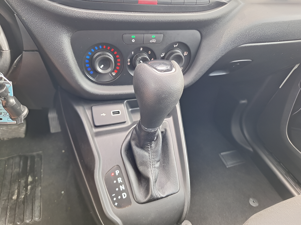 2022 RAM ProMaster City Cargo Van Tradesman - 11