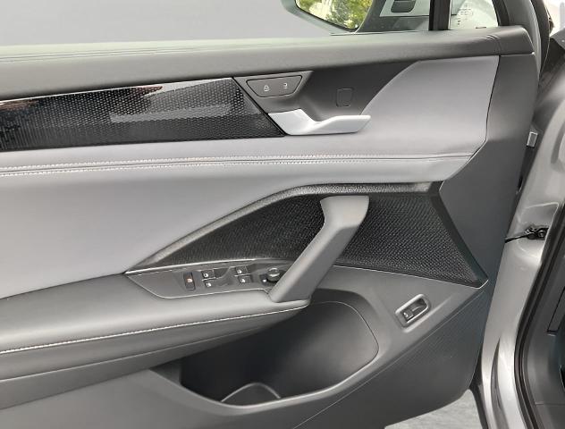 2025 Volkswagen Tiguan Vehicle Photo in Oshkosh, WI 54904