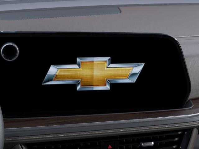 2026 Chevrolet Suburban photo 20 of 31