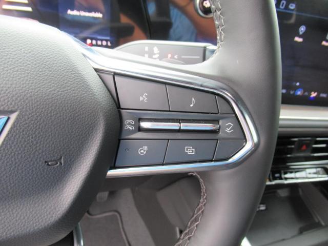 2025 Chevrolet Suburban Vehicle Photo in LEESBURG, FL 34788-4022