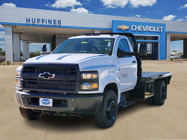 2024 Chevrolet Silverado Chassis Cab Vehicle Photo in LEWISVILLE, TX 75067