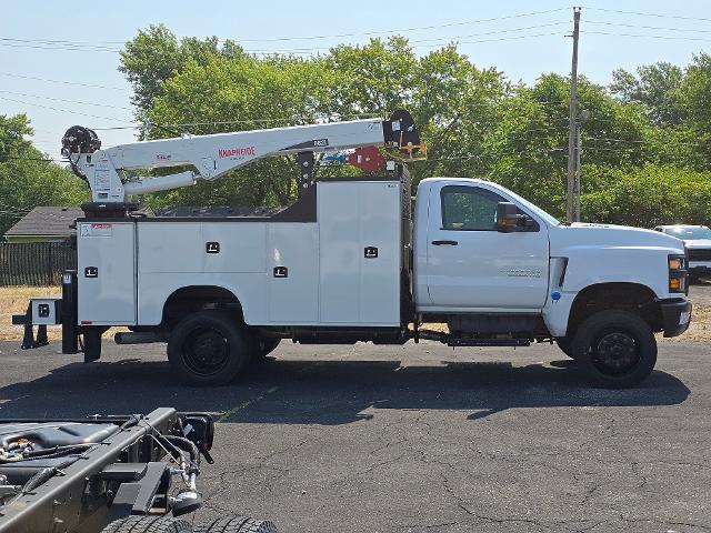 2024 Chevrolet Silverado Chassis Cab Vehicle Photo in INDEPENDENCE, MO 64055-1314