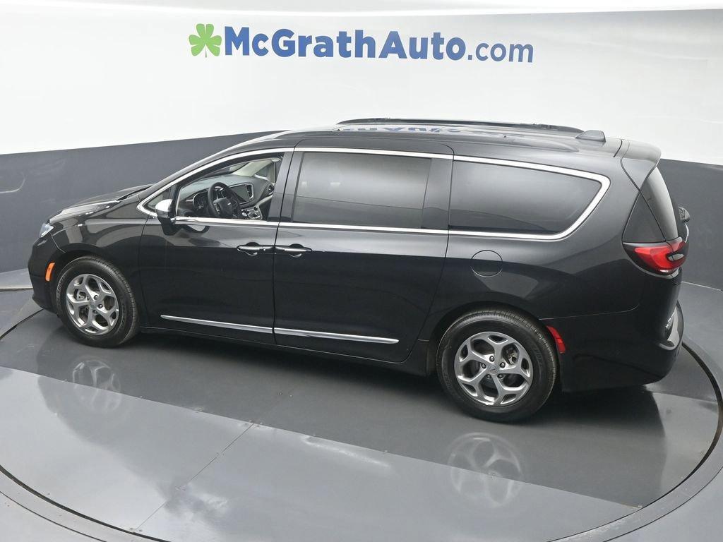 2022 Chrysler Pacifica Vehicle Photo in Cedar Rapids, IA 52402