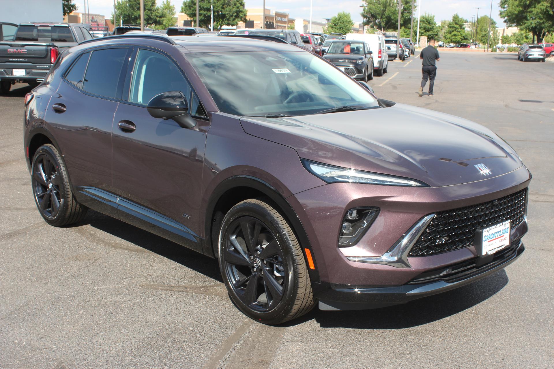 2025 Buick Envision Vehicle Photo in AURORA, CO 80012-4011