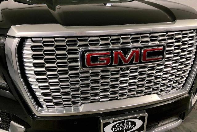 2023 GMC Yukon Vehicle Photo in Kansas City, MO 64114