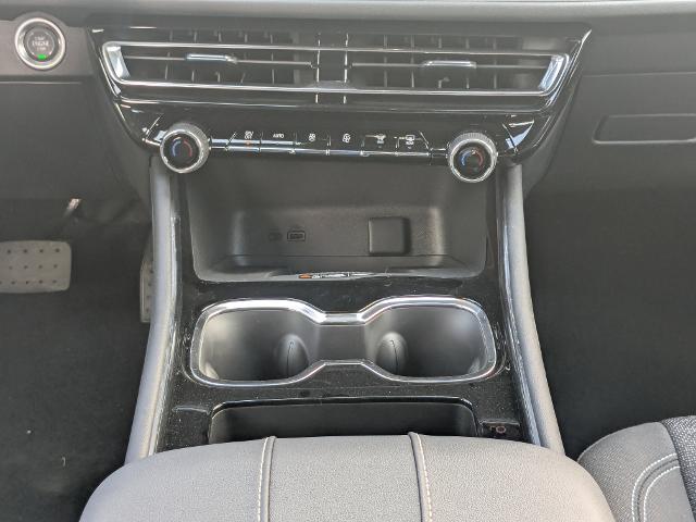 2025 Chevrolet Traverse Vehicle Photo in BEAUFORT, SC 29906-4218