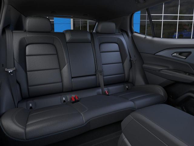 2025 Chevrolet Equinox EV photo 17 of 31