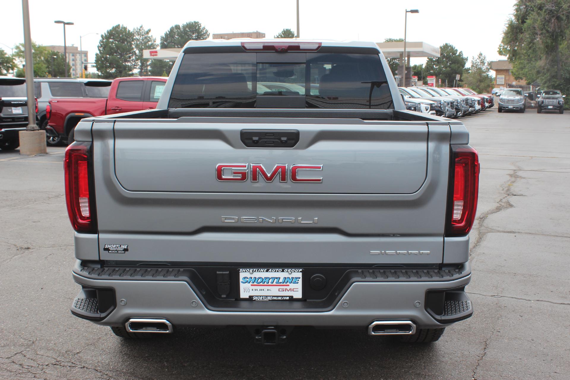 2025 GMC Sierra 1500 Vehicle Photo in AURORA, CO 80012-4011