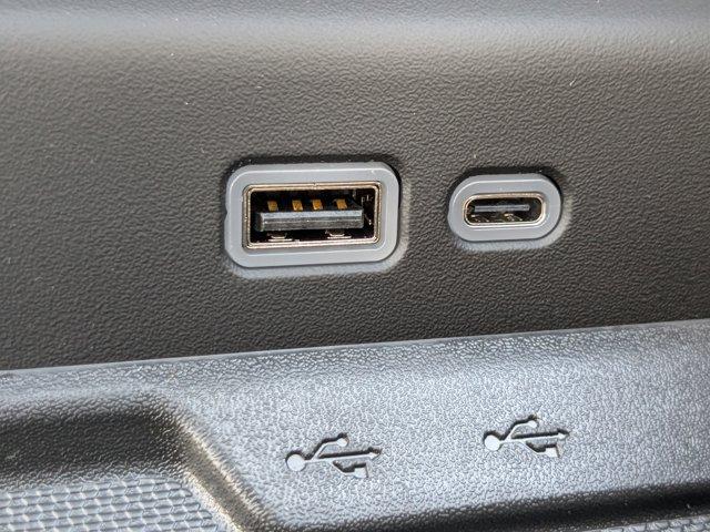 2025 Chevrolet Suburban Vehicle Photo in BRUNSWICK, GA 31525-1881