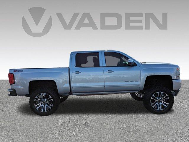 2018 Chevrolet Silverado 1500 Vehicle Photo in BRUNSWICK, GA 31525-1881