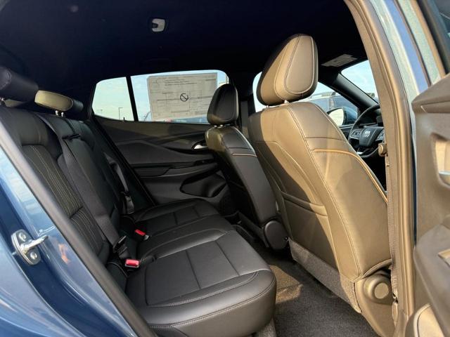 2026 Buick Envista Vehicle Photo in COLUMBIA, MO 65203-3903