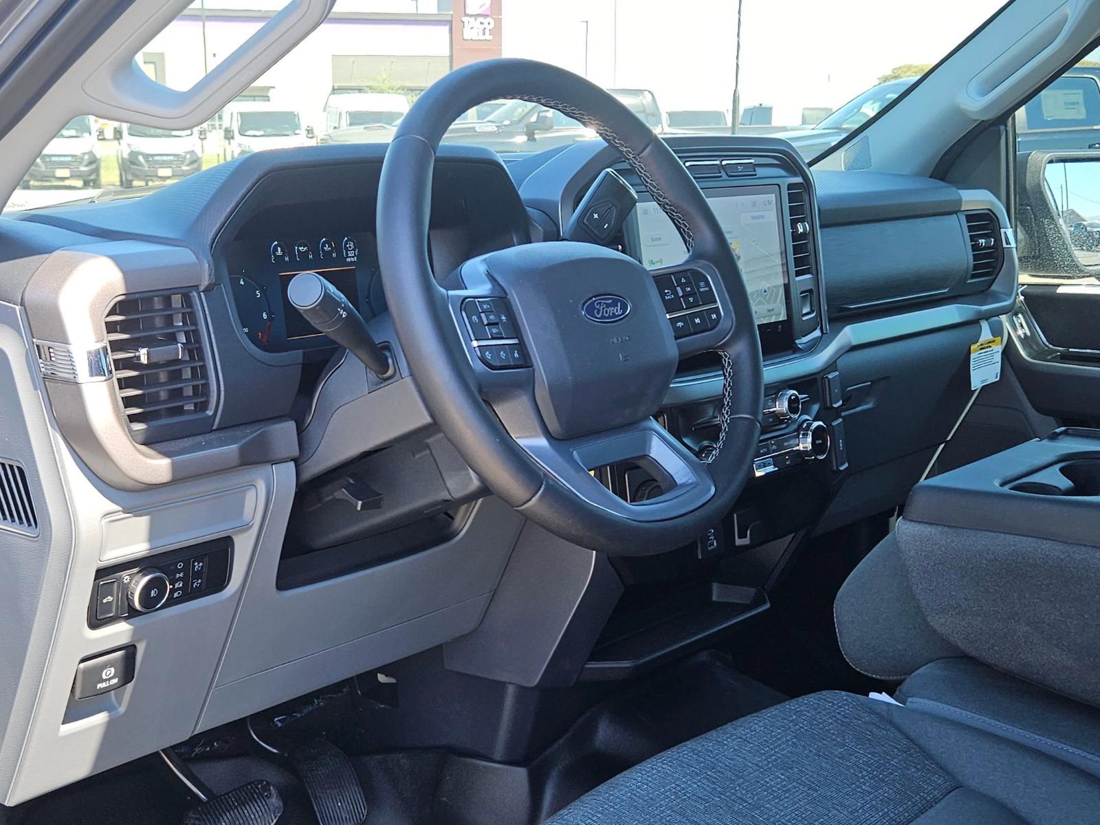 2024 Ford F-150 Vehicle Photo in Seguin, TX 78155