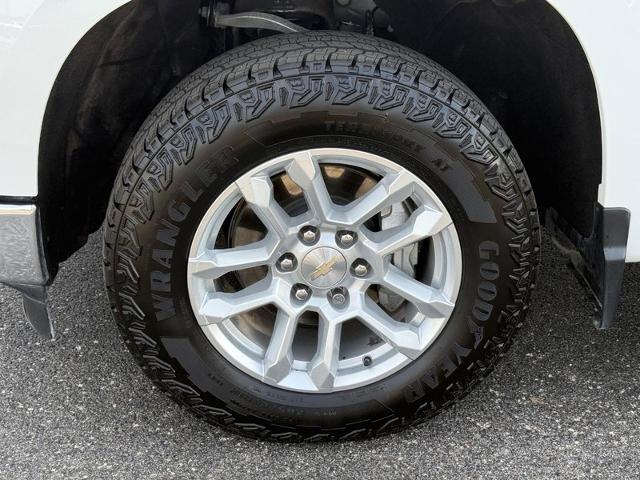 2023 Chevrolet Silverado 1500 Vehicle Photo in COLUMBIA, MO 65203-3903