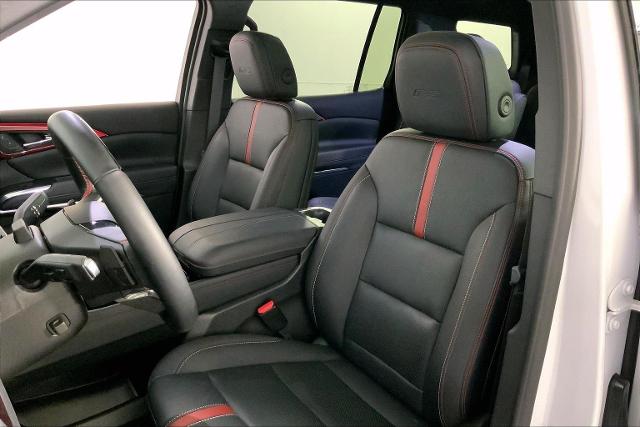 2024 Chevrolet Traverse Vehicle Photo in INDEPENDENCE, MO 64055-1314