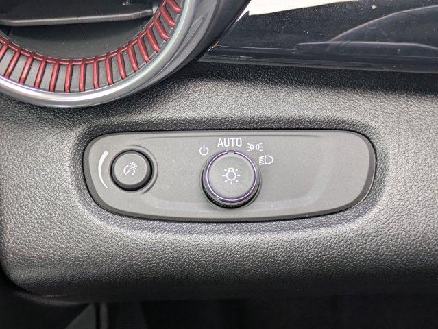 2025 Chevrolet Trax Vehicle Photo in BRUNSWICK, GA 31525-1881