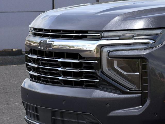 2025 Chevrolet Suburban Vehicle Photo in KANSAS CITY, MO 64114-4502