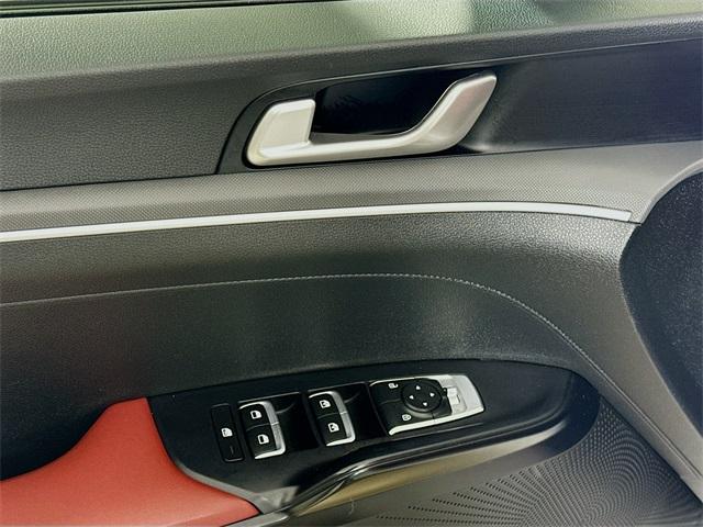 2022 Kia K5 Vehicle Photo in Everett, WA 98204
