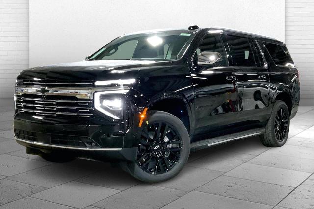2025 Chevrolet Suburban Vehicle Photo in KANSAS CITY, MO 64114-4502
