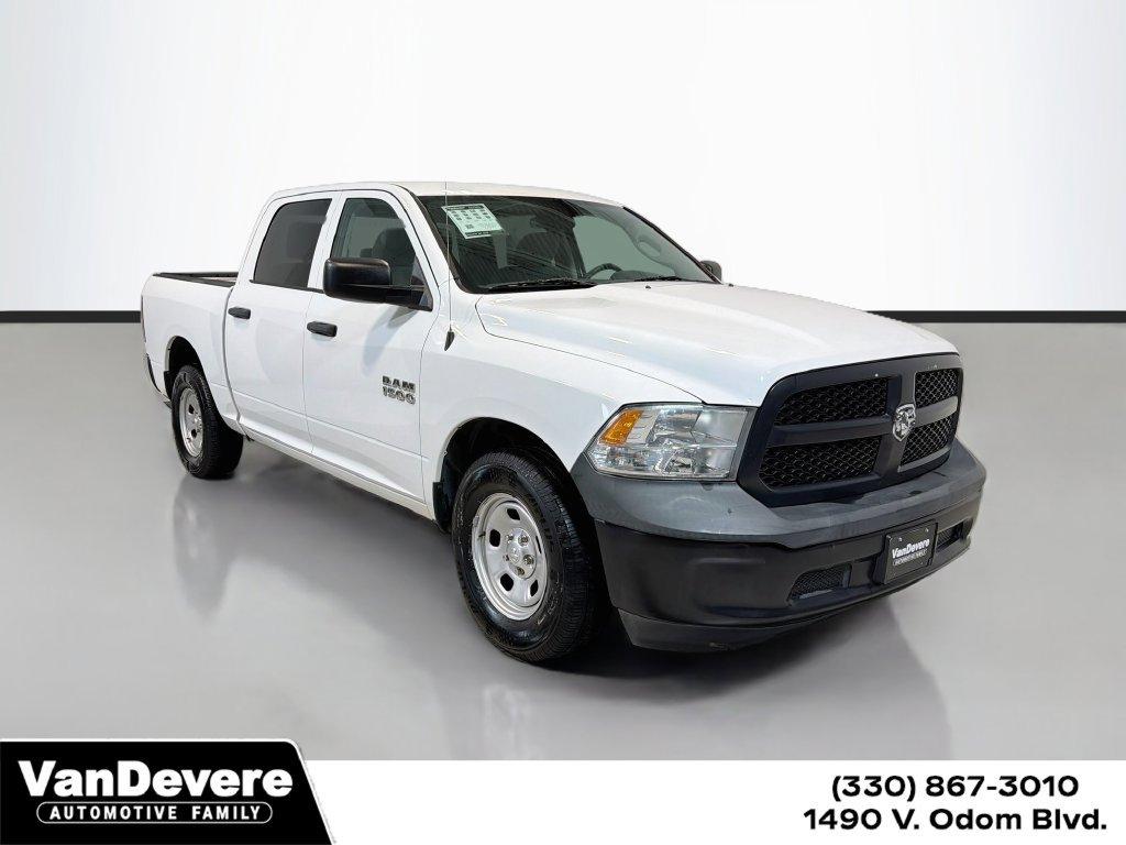 2018 Ram 1500 Vehicle Photo in AKRON, OH 44320-4088