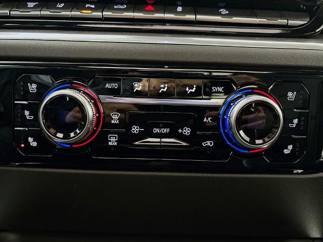 2025 GMC Sierra 3500 HD Vehicle Photo in PUYALLUP, WA 98371-4149